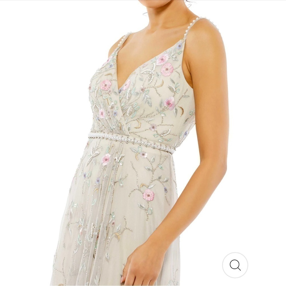 Mac Duggal EMBELLISHED SLEEVELESS WRAP OVER GOWN size 18 NEW sold out size $498